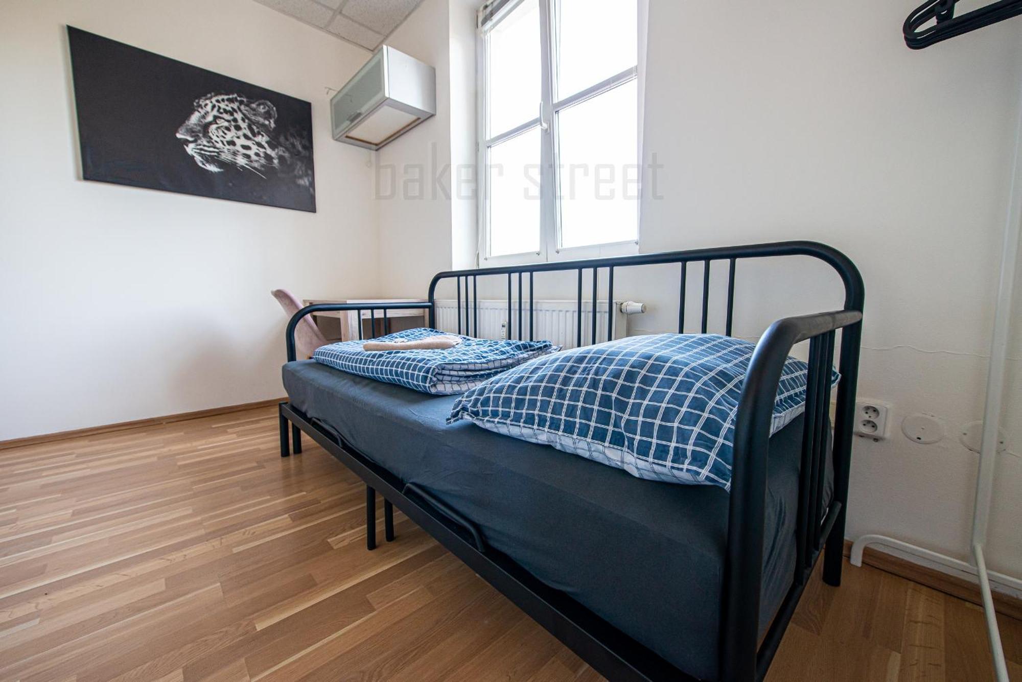 Snug Close To Metro Palmovka *