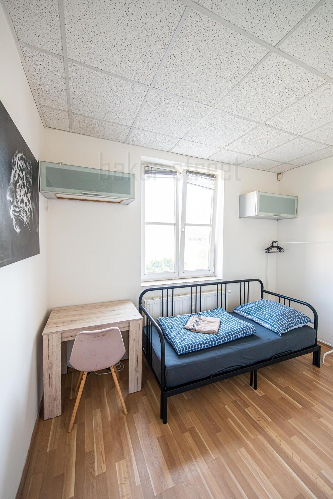 Appartamento Snug Close To Metro Palmovka *