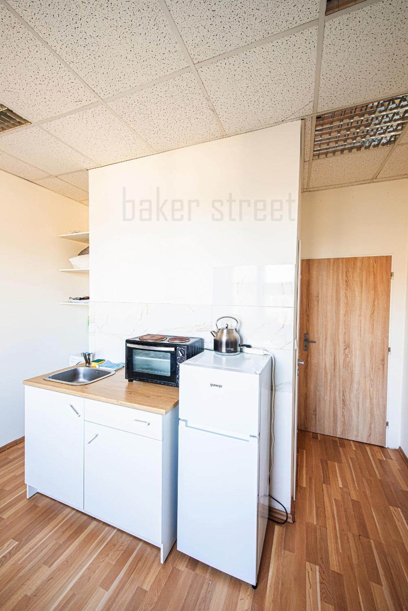 Appartamento Snug Close To Metro Palmovka